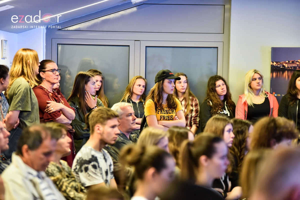 Na Višnjiku održana javna radionica “Zdravstveno usmjerena tjelesna aktivnost učenika” (ZUTA) Na Višnjiku održana javna radionica “Zdravstveno usmjerena tjelesna aktivnost učenika” (ZUTA)