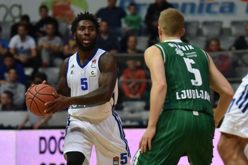 ABA liga, 8. kolo: KK Zadar – KK Union Olimpija 67-56, Foto: Dino Stanin/PIXSELL ABA liga, 8. kolo: KK Zadar – KK Union Olimpija 67-56, Foto: Dino Stanin/PIXSELL