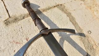 Han Maskovica izgradjen u 17. stoljecu i sluzio je u civilne svrhe kao svratiste, odmoriste i rezidencija. Objekt je izgradio Jusuf Maskovic, visoki dostojanstvenik na turskom dvoru, inace rodom iz Vrane ili iz Pakostana. Zapocet je u vrijeme izbijanja K Han Maskovica izgradjen u 17. stoljecu i sluzio je u civilne svrhe kao svratiste, odmoriste i rezidencija. Objekt je izgradio Jusuf Maskovic, visoki dostojanstvenik na turskom dvoru, inace rodom iz Vrane ili iz Pakostana. Zapocet je u vrijeme izbijanja K