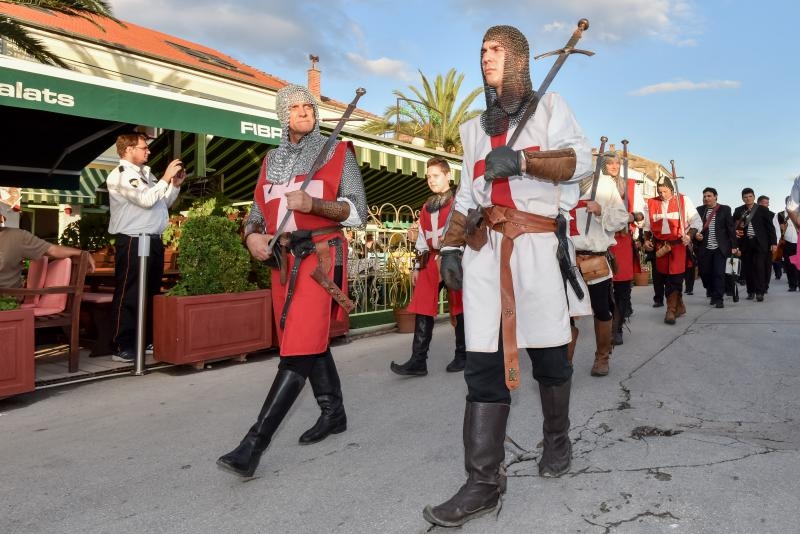 Svečano otvoren 11. biogradski Gastro stol. Photo. Dino Stanin/PIXSELL Svečano otvoren 11. biogradski Gastro stol. Photo. Dino Stanin/PIXSELL