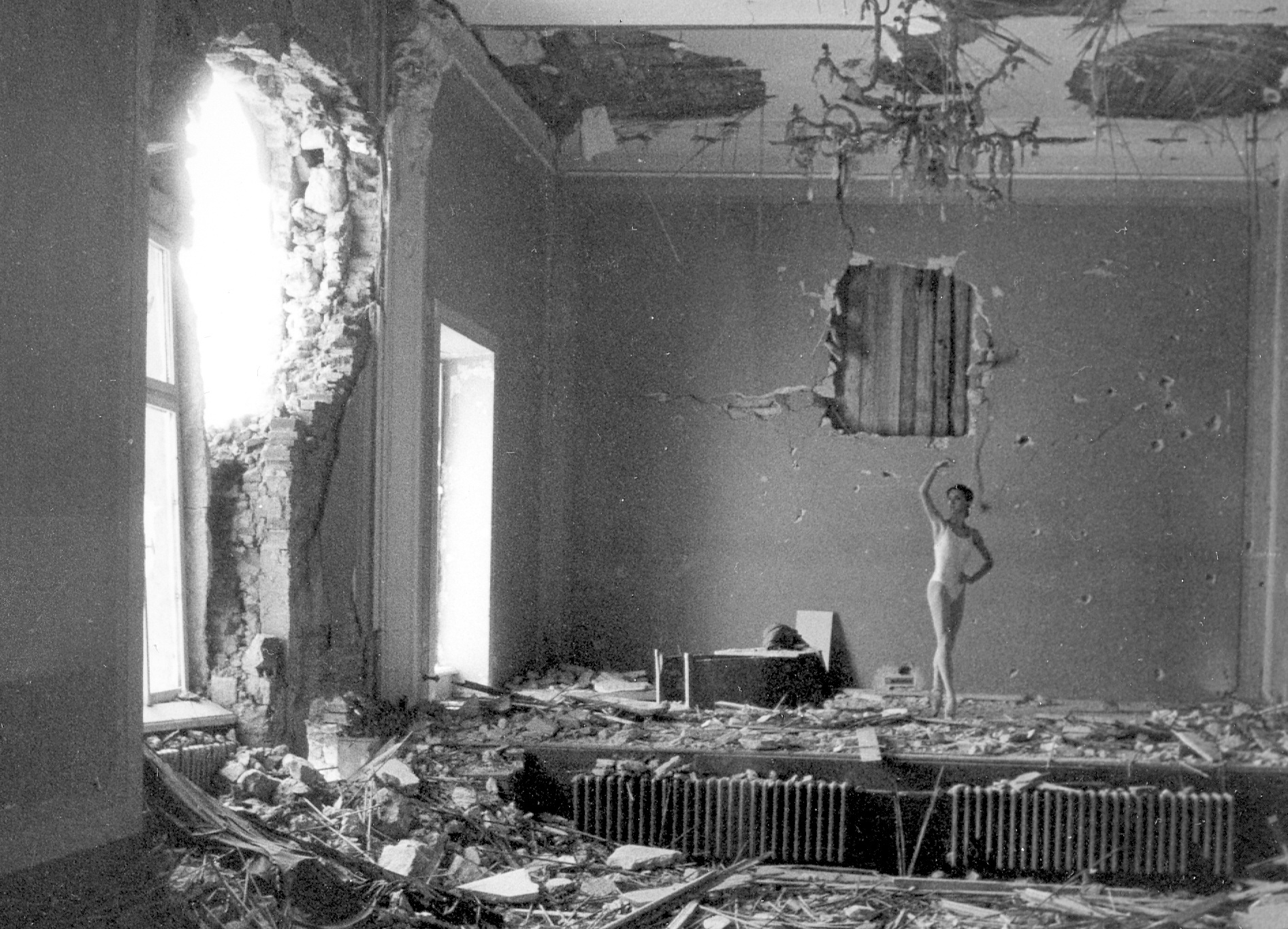 Zadarski plesni ansambl priprema izložbu za Dan obrane grada Zadra Zadarski plesni ansambl priprema izložbu za Dan obrane grada Zadra