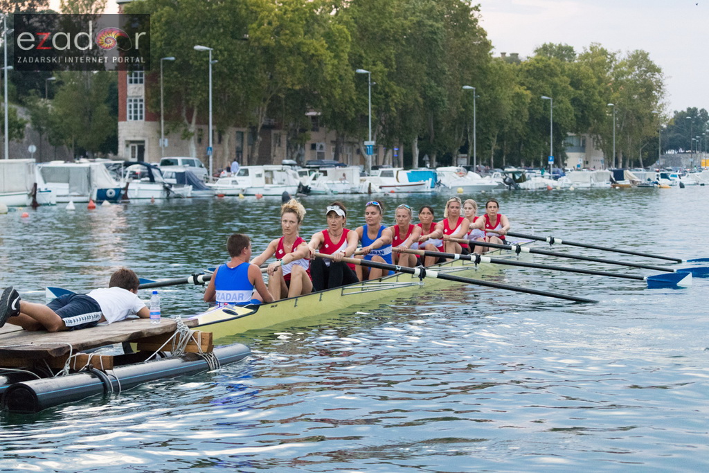 6. “Jadranov veslački dvoboj” osmeraca u uvali Jazine 6. “Jadranov veslački dvoboj” osmeraca u uvali Jazine