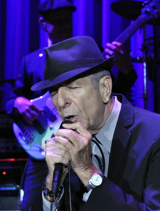 Zagreb, 250710.
Velicanstveni koncert legendarnog kanadskog kantautora Leonarda Cohena u prepunoj zagrebackoj Areni .
Foto : Jadran Babic / CROPIX