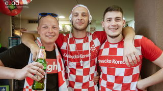 Navijačko ludilo u Zadru za vrijeme i nakon finala Svjetskog prvenstva Navijačko ludilo u Zadru za vrijeme i nakon finala Svjetskog prvenstva