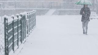 Đir snijegom prekrivenim Gračacom, 25. siječnja 2021. Đir snijegom prekrivenim Gračacom, 25. siječnja 2021.