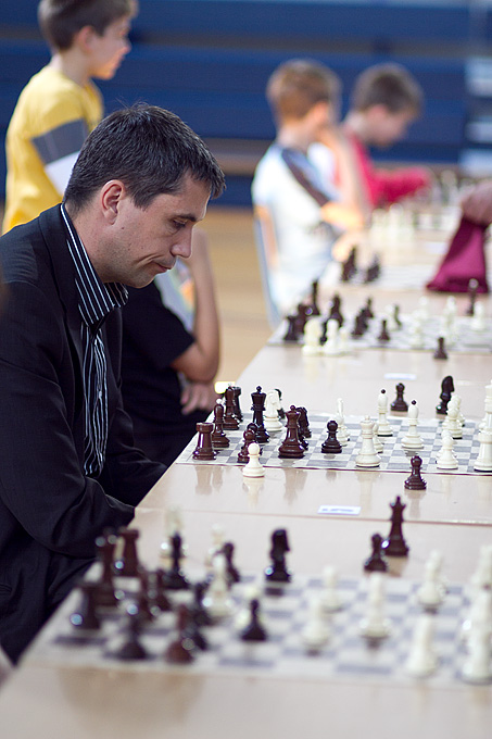 Bibinje: Alternativna sahovska simultanka 13. svibnja 2011, Foto: leo Banic Bibinje: Alternativna sahovska simultanka 13. svibnja 2011, Foto: leo Banic