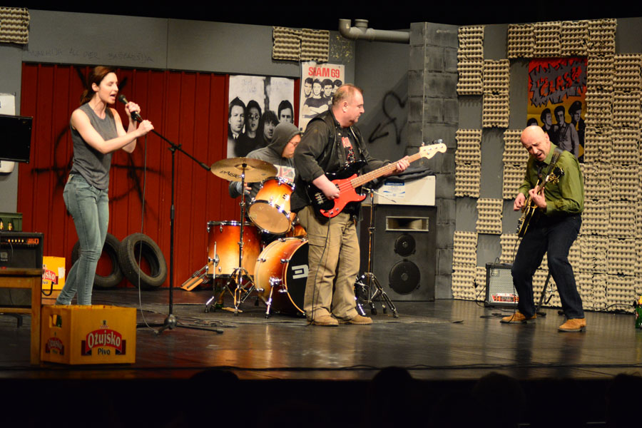 Predstava “Grupa” Kazališta Knap ; foto Iva Perinčić