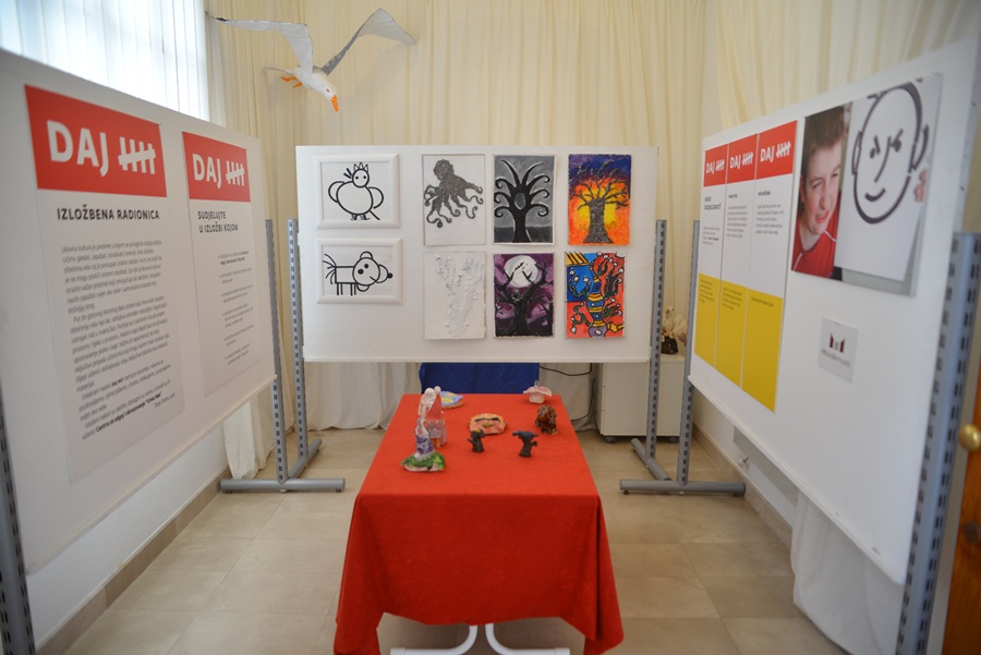 Izložba Tiflološkog muzeja iz Zagreba