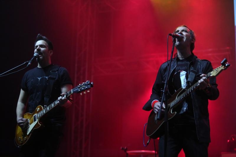 U velikoj dvorani Doma sportova, u organizaciji Udruge HUHIV povodom Svjetskog dana AIDS-a i ukazivanja na probleme AIDS-a i HIV-a, znanje, zastitu i zdravlje odrzan je 12. Pozitivan koncert. Koncert Bajaga i Instruktori. Photo: Borna Filic/PIXSELL