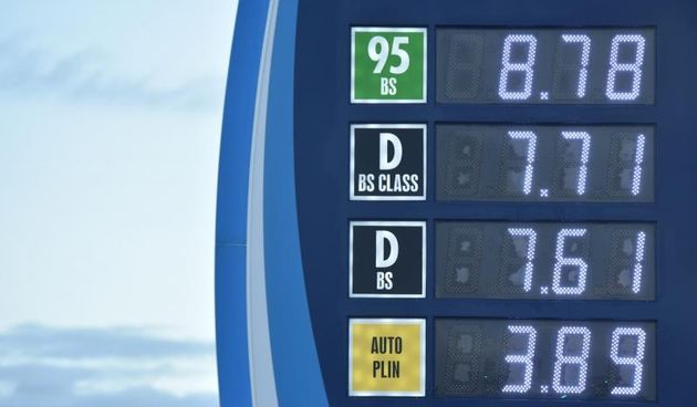 Na benzinskim postajama u Hrvatskoj doslo je do novih promjena cijena goriva. Photo: Hrvoje Jelavic/PIXSELL