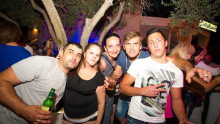 Zatvaranje sezone u virskom cafe & coctail baru Vagabundo. Foto: Iva Perinčić