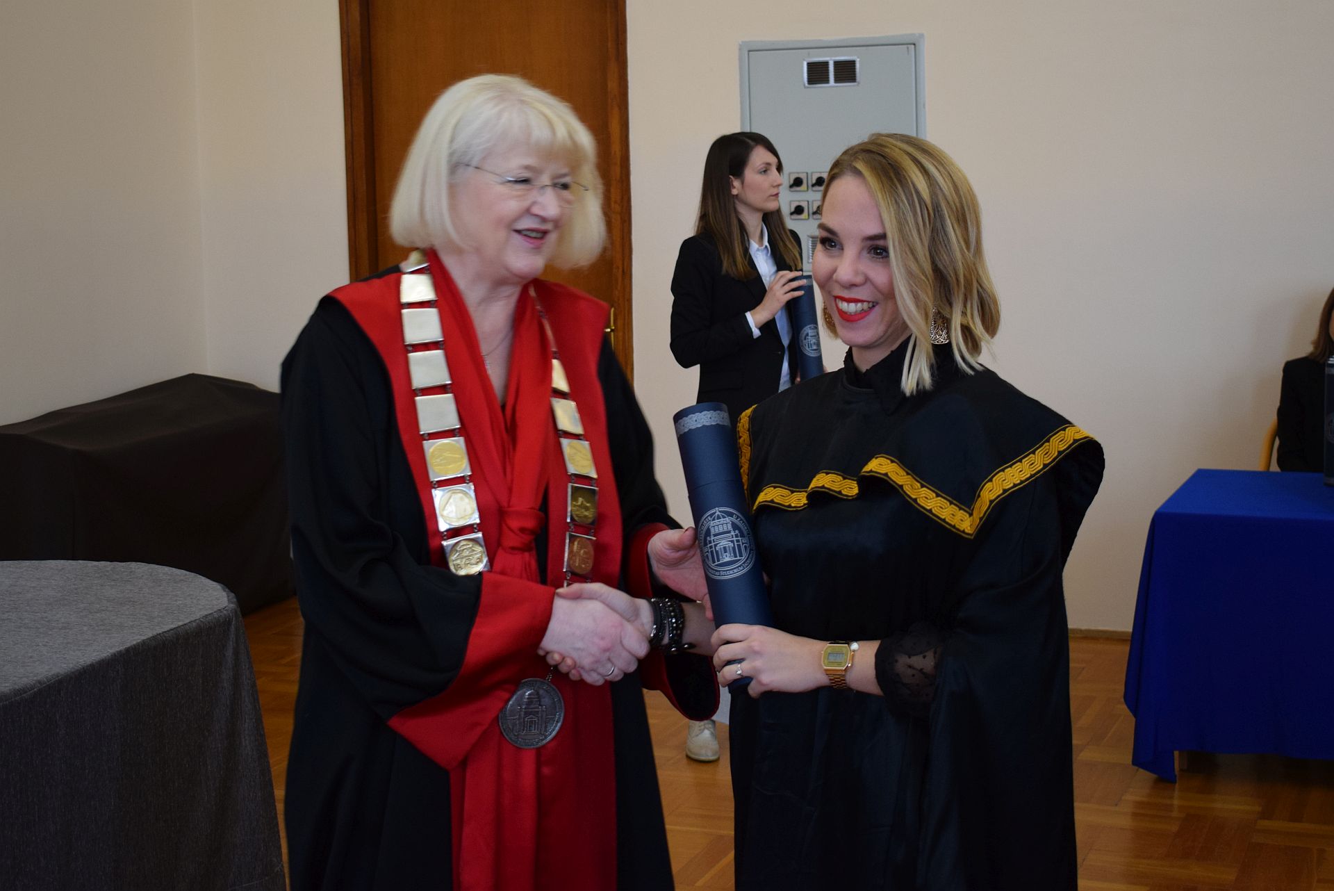 Na Sveučilištu u Zadru promovirano 160 magistrica i magistara Na Sveučilištu u Zadru promovirano 160 magistrica i magistara