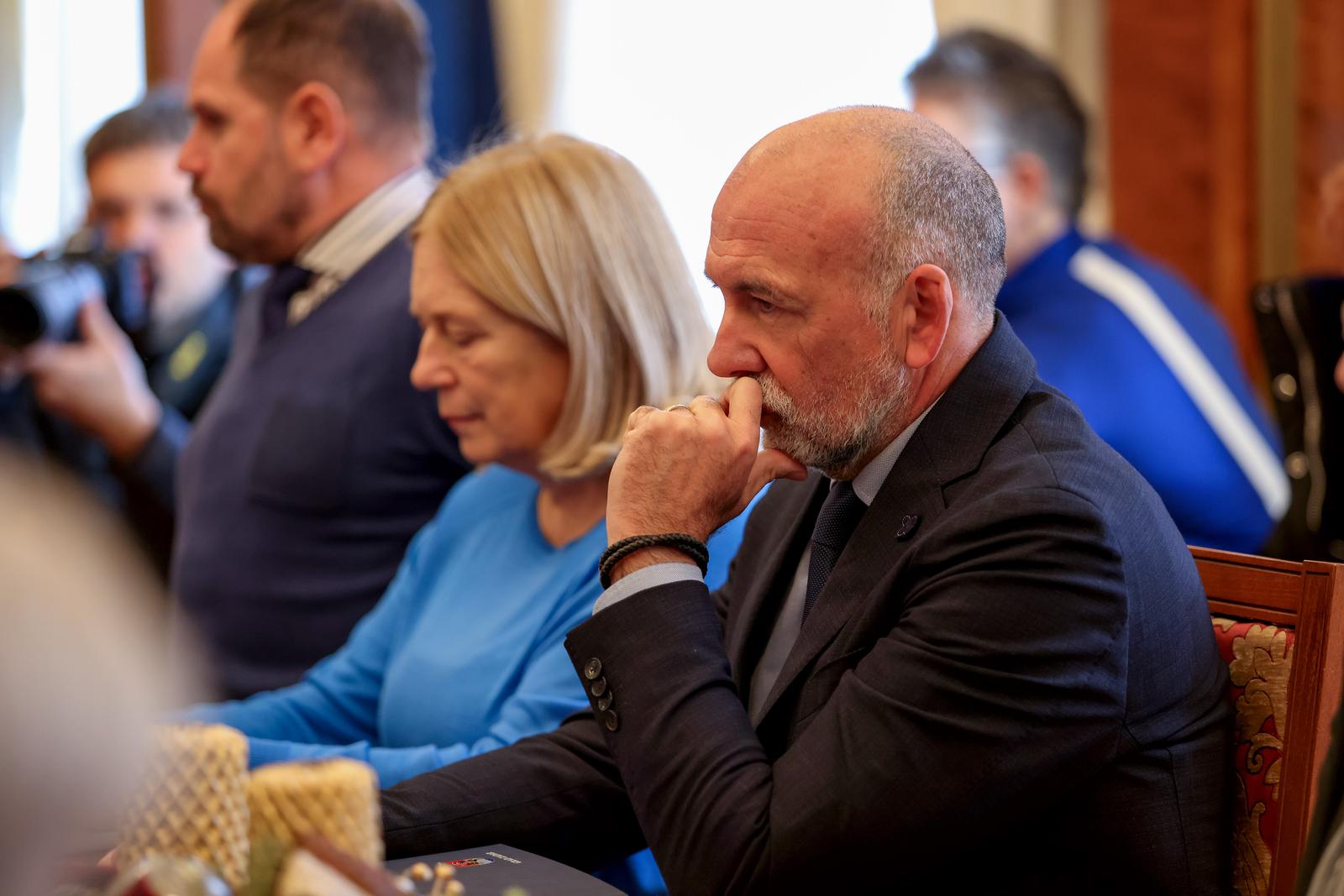 Branko Dukić održao kolegij s pročelnicima upravnih odjela