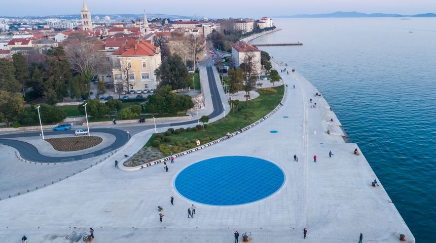 Zalazak sunca prvog dana proljeća u Zadru Zalazak sunca prvog dana proljeća u Zadru