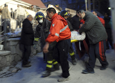 Potres u LAquili (Foto: lastampa.it)