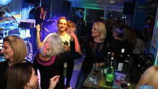 Friday Night Live: Cotton Club @ Famous Beach Bar & Grill 21. listopada 2016. Friday Night Live: Cotton Club @ Famous Beach Bar & Grill 21. listopada 2016.