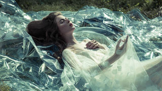 “Out of space”: Boudoir modna priča “Out of space”: Boudoir modna priča