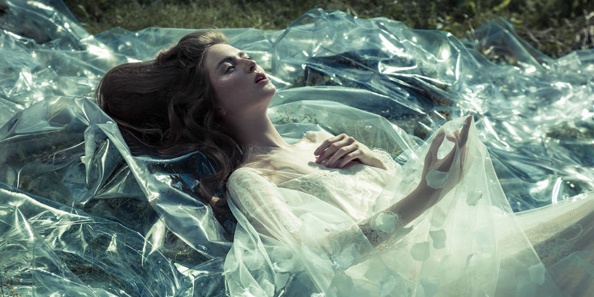 “Out of space”: Boudoir modna priča “Out of space”: Boudoir modna priča