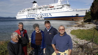 Image 1057549 (auto)