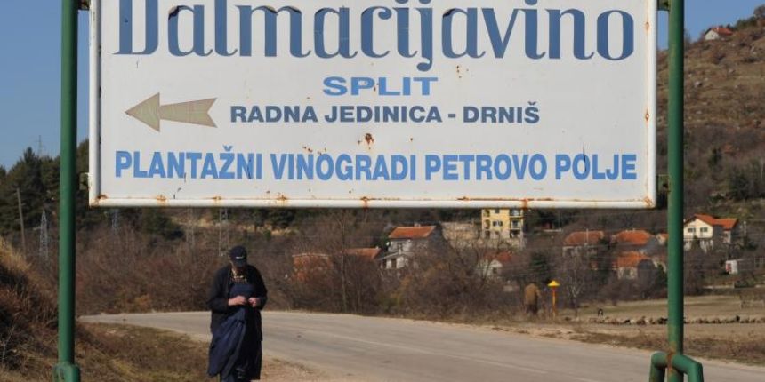 Dalmacijavino, pogon u Drnišu. Foto: Hrvoje Jelavic/PIXSELL Dalmacijavino, pogon u Drnišu. Foto: Hrvoje Jelavic/PIXSELL