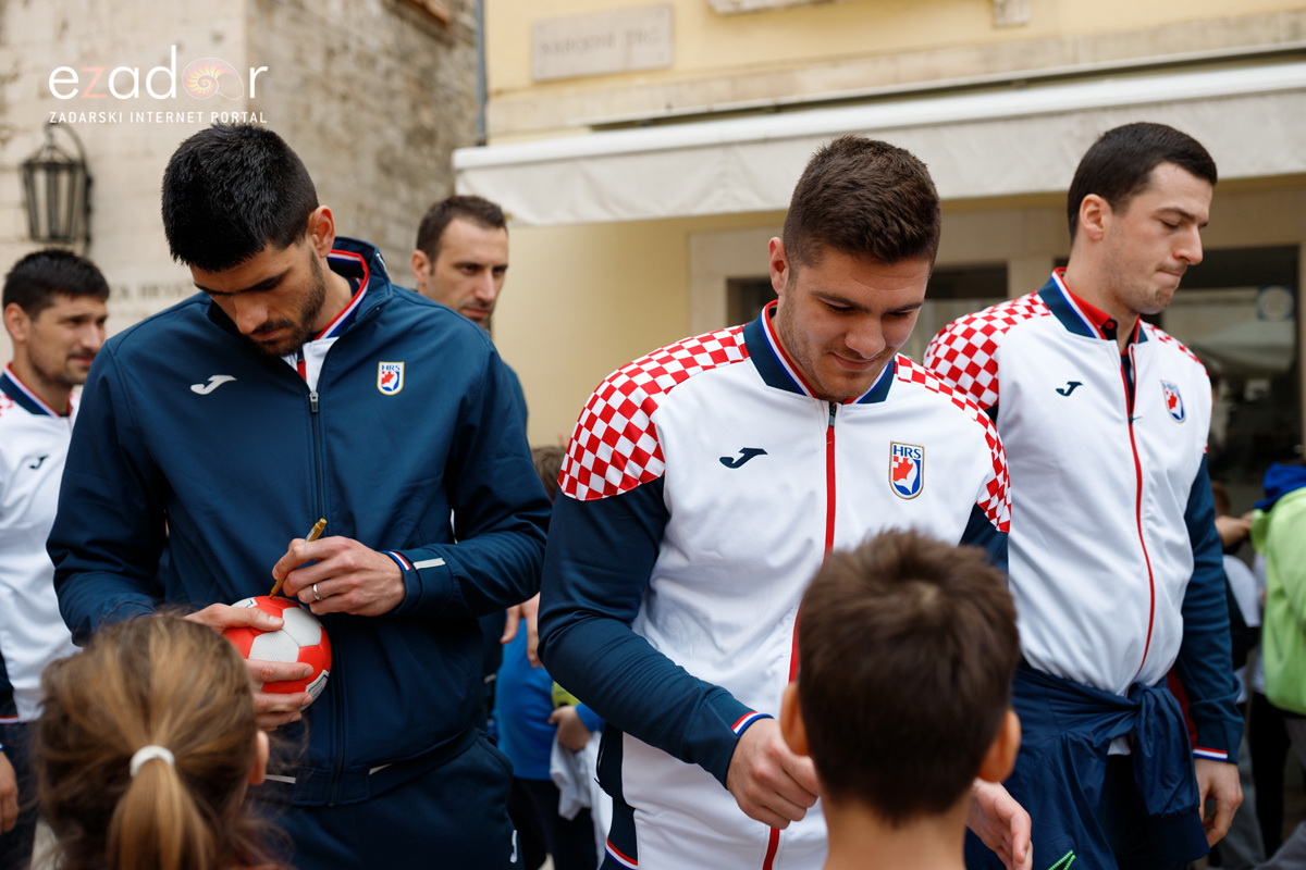 Đir po gradu, subotnja špica 13. travnja 2019. Đir po gradu, subotnja špica 13. travnja 2019.