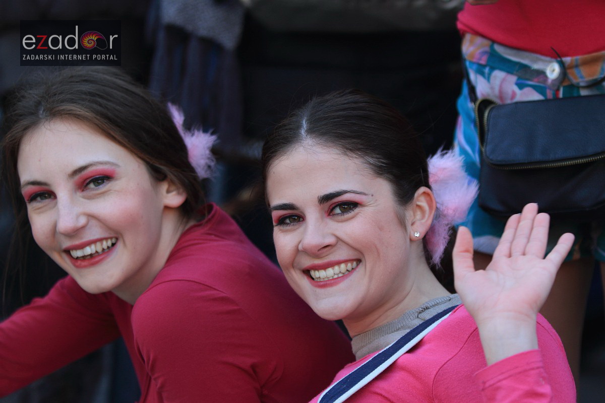 Maškarana povorka Velike Bake u Murteru