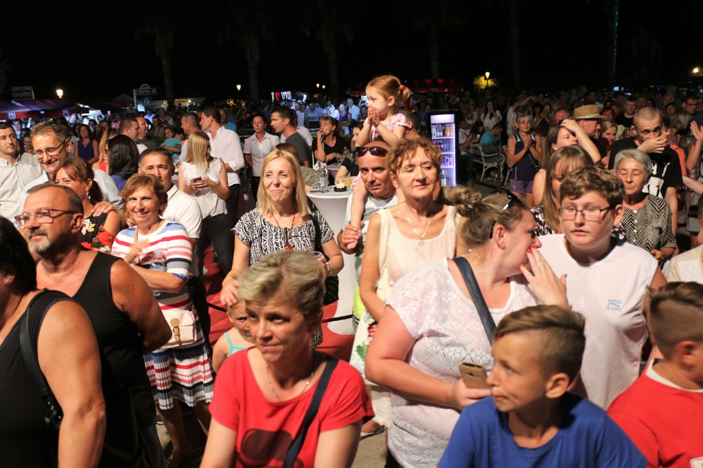 Večer arija i šansona na Viru: Đani & Nera