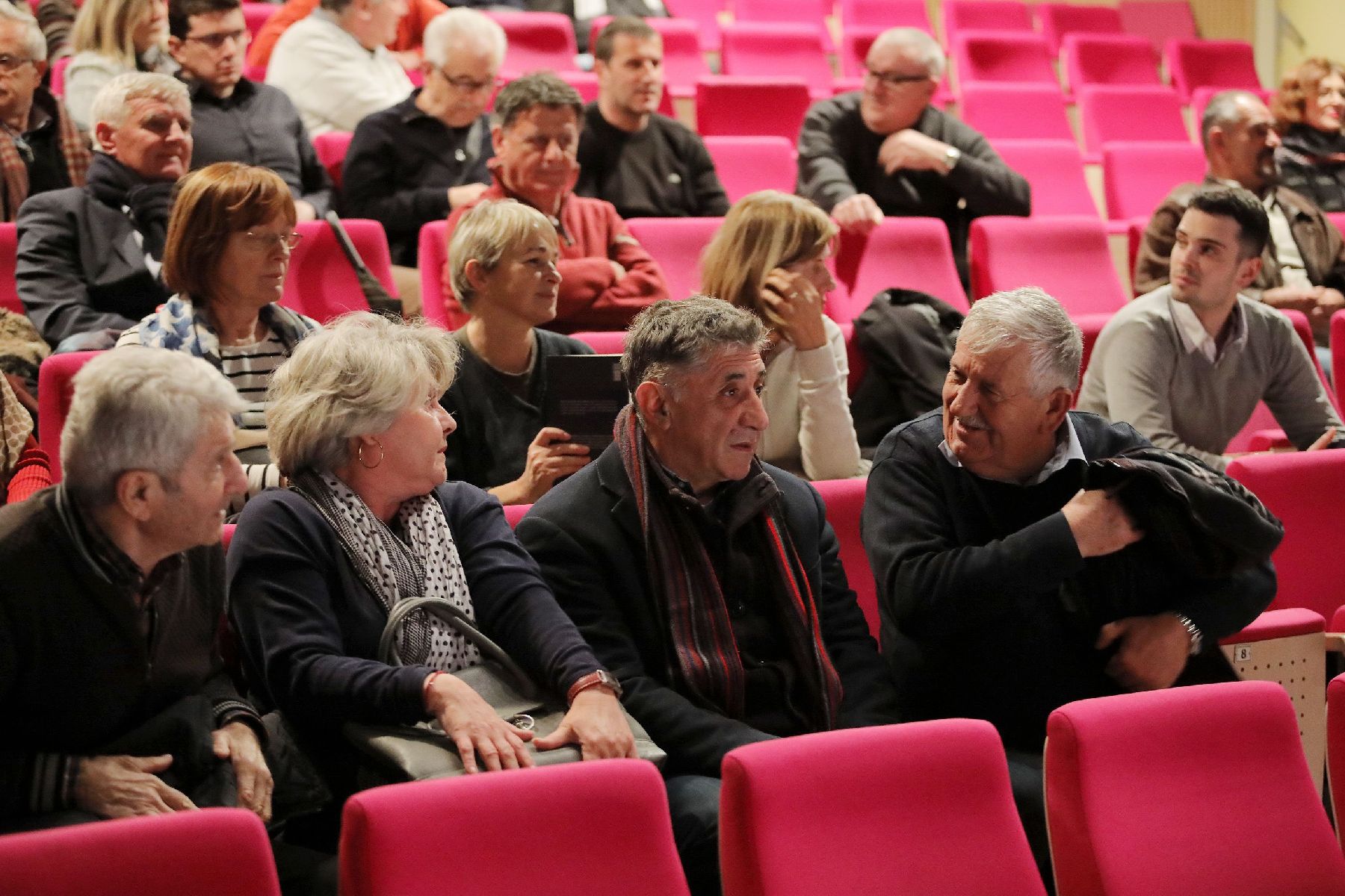 Višnja Starešina u Zadru predstavila knjigu “Hrvati pod KOS-ovim krilom; Završni račun Haaškog suda”.