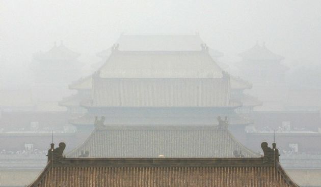 Peking u smogu (Foto:Reuters)