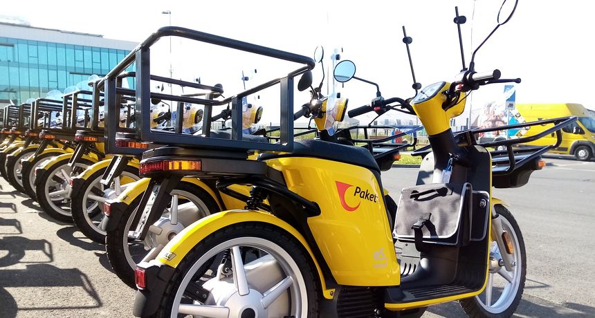 Poštari od sada dostavljaju i na električnim mopedima