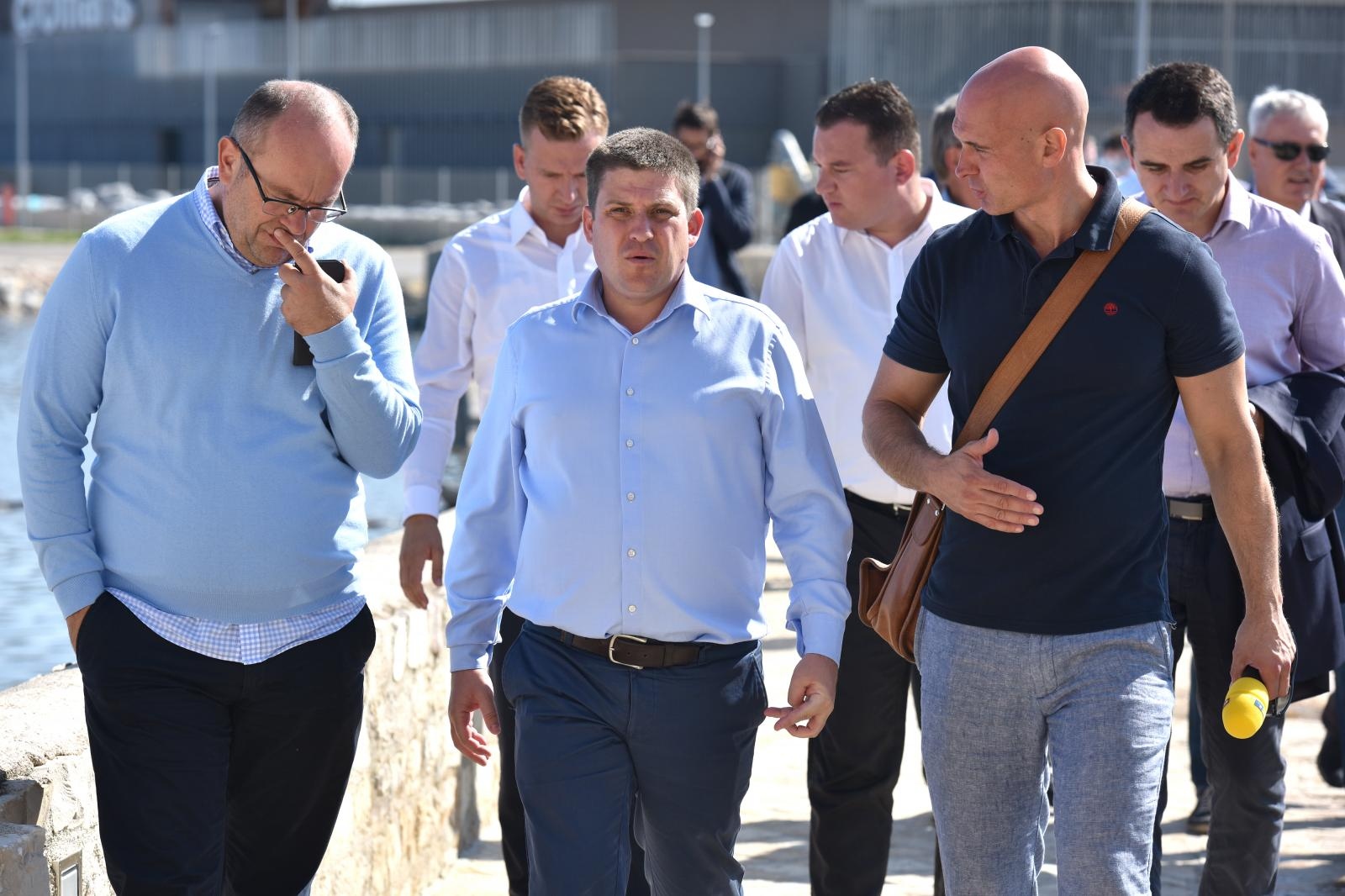 Ministri Butković i Ćorić obišli poplavljena područja u Zadarskoj županiji