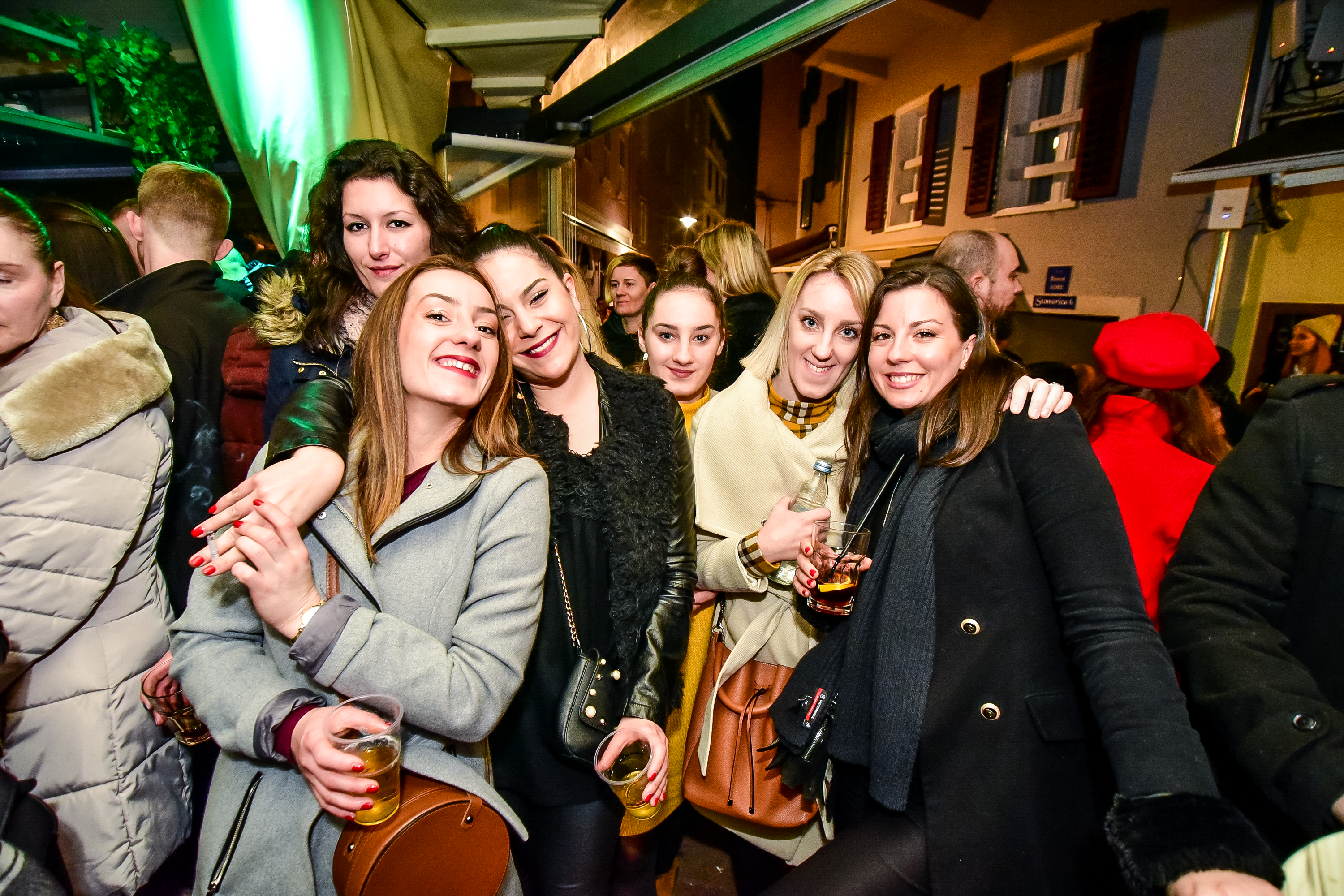 Vesna Pisarović @ Kult Caffe Bar