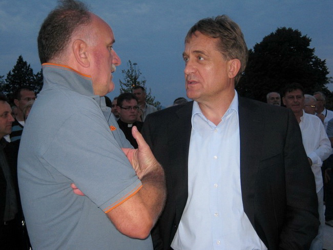 Otvorenje novouredjene Poljane pape Ivana Pavla II Otvorenje novouredjene Poljane pape Ivana Pavla II