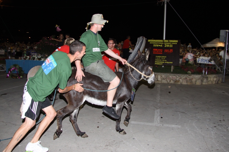 Tisno: 6. Međunarona “Trka tovarov”, Foto: Edin Kadić Tisno: 6. Međunarona “Trka tovarov”, Foto: Edin Kadić