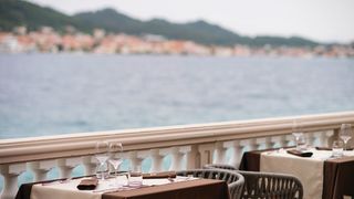 Restoran Lazaret na otoku Ošljaku, savršeno mjesto za bijeg od svakodnevice Restoran Lazaret na otoku Ošljaku, savršeno mjesto za bijeg od svakodnevice