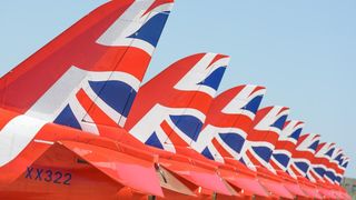 Akrobatska grupa Red Arrows u posjetu Krilima Oluje u Zemuniku