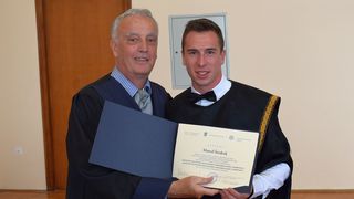 Promocija 11. generacije prvostupnika Odjela za germanistiku j Promocija 11. generacije prvostupnika Odjela za germanistiku j