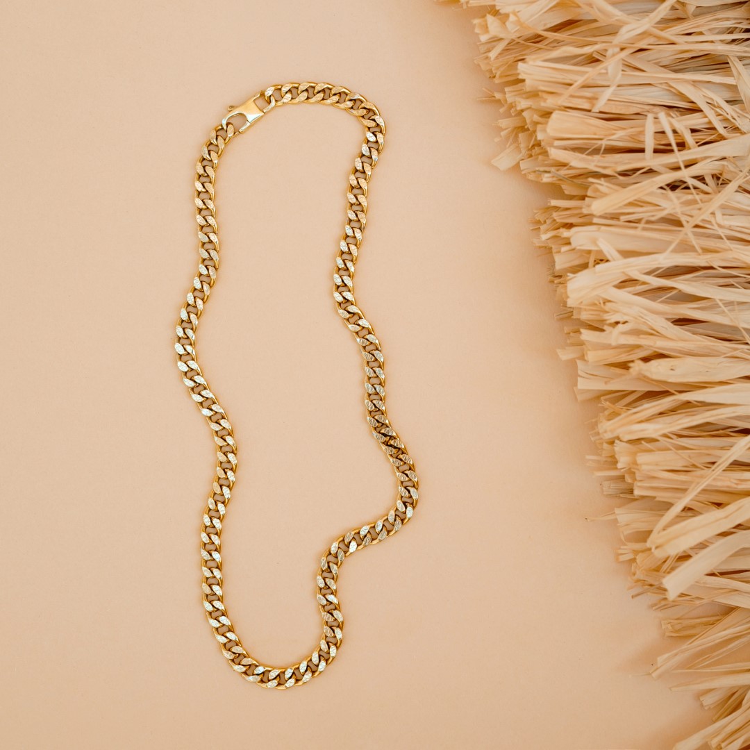 Ivana Mišerić za Karat Jewelry utjelovila modernu Femme Fatale Ivana Mišerić za Karat Jewelry utjelovila modernu Femme Fatale