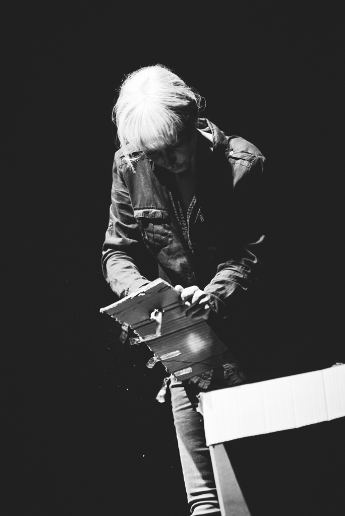 “Ana i Ona” naziv je predstave čijom je premijerom sinoć u zadarskom Kazalištu lutaka započela umjetnička revija pod nazivom “Nosi se Teatro Verrdi”.