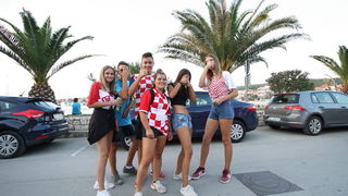 Bibinje: Navijanje za Vatrene i fešta nakon pobjede nad Engleskom