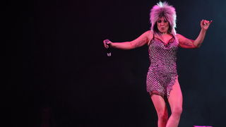 Zadar, 251110
Sportski centar Visnjik.
Koncertni spektakl TopStars.
Na koncertu pred punom dvoranom vecinom mladje publike pjevaci Tony Cetinski, Franka Batelic, Indira Vladic i Luka Bulic pjevali su glazbene hitove.
Na slici: Indira Vladic.
Foto: Andri Zadar, 251110
Sportski centar Visnjik.
Koncertni spektakl TopStars.
Na koncertu pred punom dvoranom vecinom mladje publike pjevaci Tony Cetinski, Franka Batelic, Indira Vladic i Luka Bulic pjevali su glazbene hitove.
Na slici: Indira Vladic.
Foto: Andri