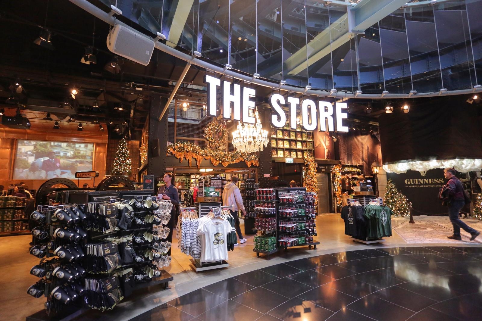 Dublin: Guinness Storehouse jedna je od najposjećenijih turističkih atrakcija Dublin: Guinness Storehouse jedna je od najposjećenijih turističkih atrakcija