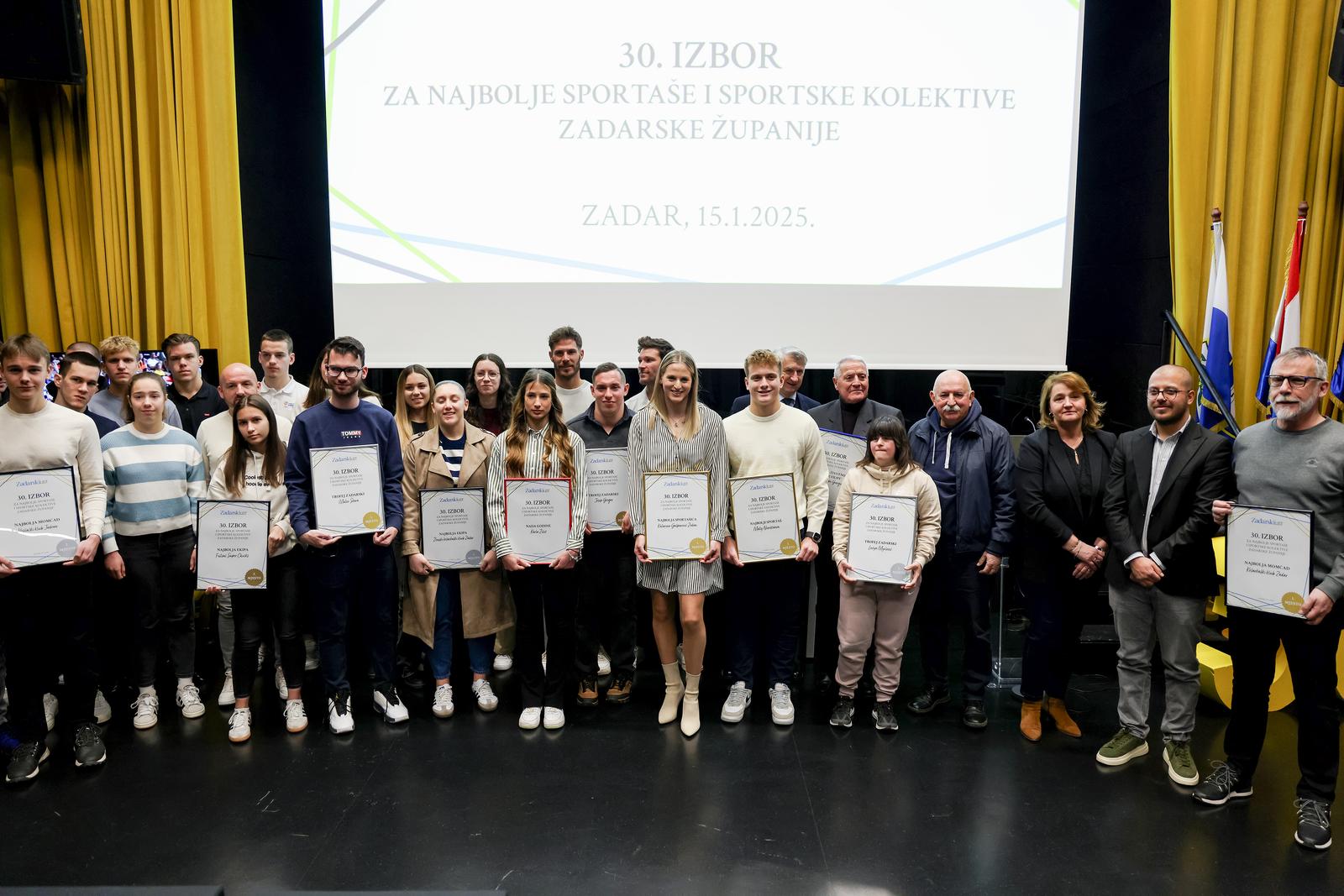 dodjela nagrada za najbolje sportaše i sportske kolektive Zadarske županije dodjela nagrada za najbolje sportaše i sportske kolektive Zadarske županije