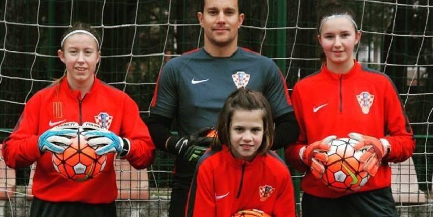 Krešimir Jaklin u stožeru U-15 i U-17 ženske nogometne reprezentacije. Foto: Naši školji Krešimir Jaklin u stožeru U-15 i U-17 ženske nogometne reprezentacije. Foto: Naši školji