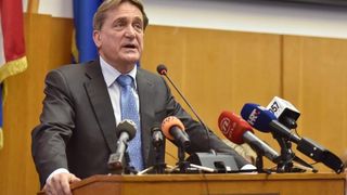 Zadar – Sjednica Gradskog vijeca Grada Zadra. Gradonacelnik Bozidar Kalmeta i zamjenik Zvonimir Vrancic. Reno Sinovcic. Joso Nekic. Danijel Kasap.Photo: Dino Stanin/PIXSELL