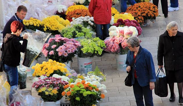 Započela prodaja cvijeća na zadarskoj tržnici, foto-I. Perinčić