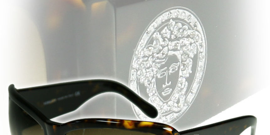 Sunčane naočale by Gianni Versace (Cromoda.com) Sunčane naočale by Gianni Versace (Cromoda.com)