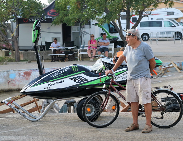 Vir: Slobodan trening na plaži Jadro pred utrke Alpe Adria Jest Ski Toura. Foto: Kažimir Škrbić/Virski list