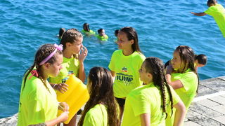 10. dm Millennium Jump na zadarskoj rivi – 3 tisuće skakača poslalo prekrasnu priču u svijet 10. dm Millennium Jump na zadarskoj rivi – 3 tisuće skakača poslalo prekrasnu priču u svijet