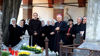 Blagdan Svih svetih na Gradskom groblju Zadar, Foto: Iva Perinčić Blagdan Svih svetih na Gradskom groblju Zadar, Foto: Iva Perinčić